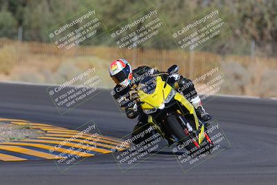 media/Oct-09-2022-SoCal Trackdays (Sun) [[95640aeeb6]]/Turn 3 (930am)/